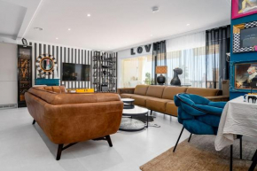 Luxurious 4BR Designer Retreat in Marbella